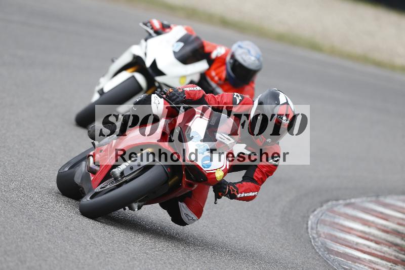 /Archiv-2025/04 13.04.2025 Get Faster Caremotion ADR/Gruppe gelb/940